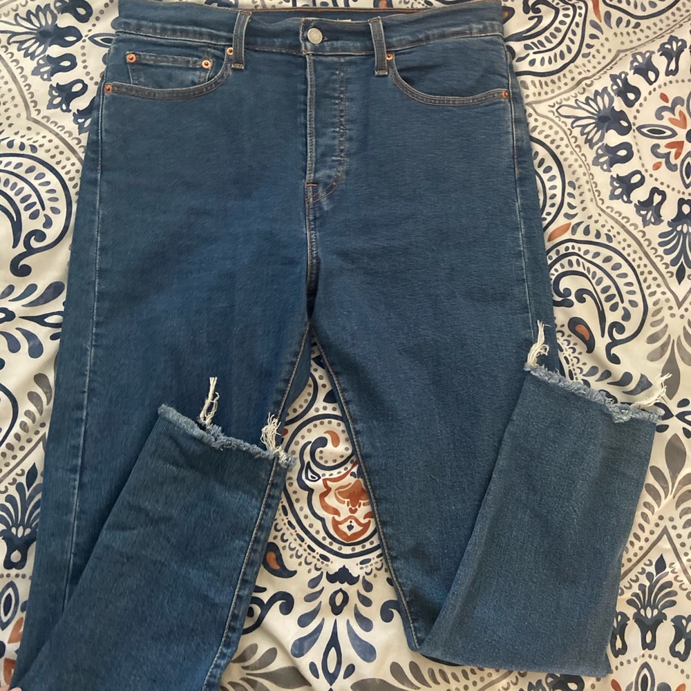 Wedgie style Levi’s